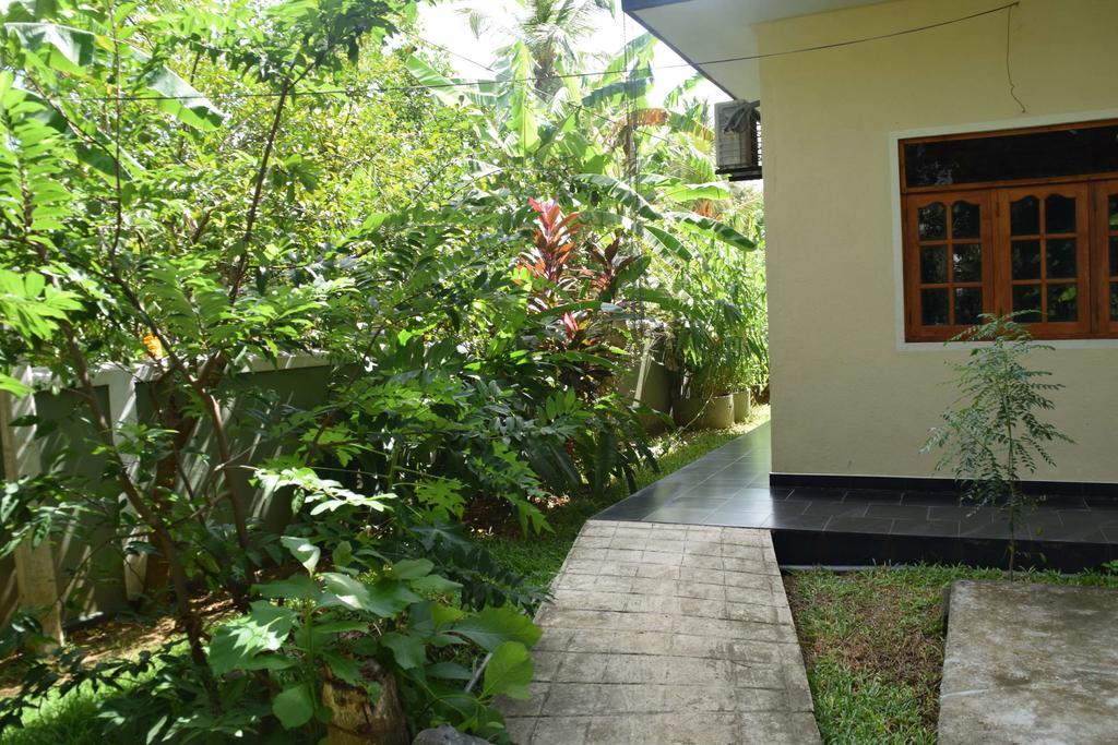 Saffron Guest Inn Polonnaruwa Luaran gambar